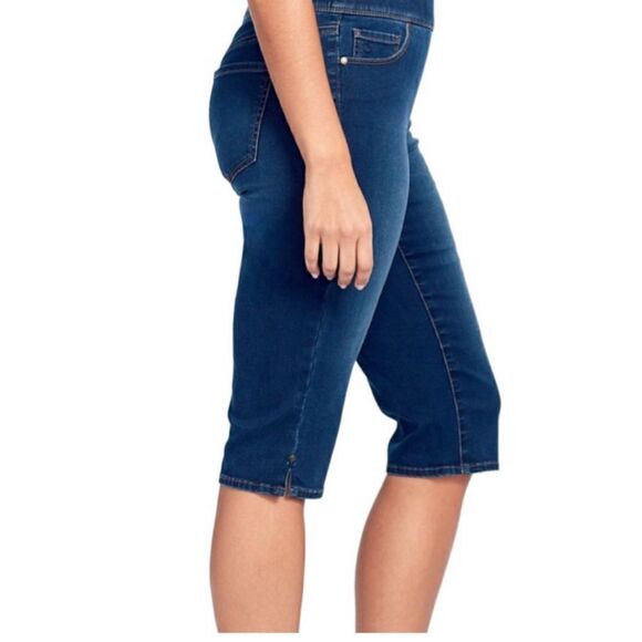 Gloria Vanderbilt 6P Avery Pull On Capris Color: dark wash - Picture 10 of 11